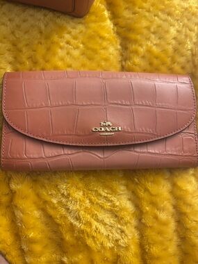 Coach Croc-Embossed Leather Crossbody Wallet in Dusty Rose